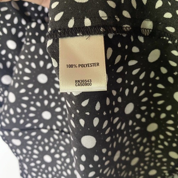 Van Heusen Button Down Long Sleeve Top SZ L Womens Black Green Blue -lot of 2 - Picture 4 of 12